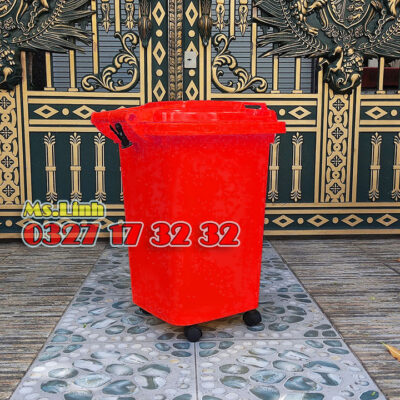 Thùng rác màu đỏ