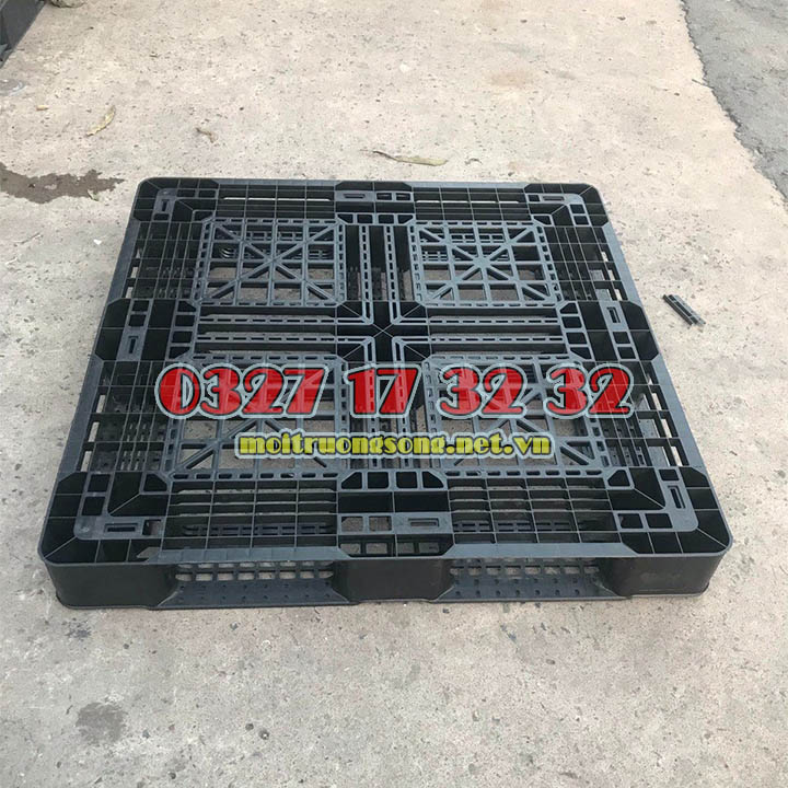 pallet-nhua-1100x1100x120mm-den-tai-sinh Pallet nhựa 1100x1100x150 mm đen tái sinh