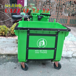 Gia cố khung thép quanh miệng thùng rác lớn