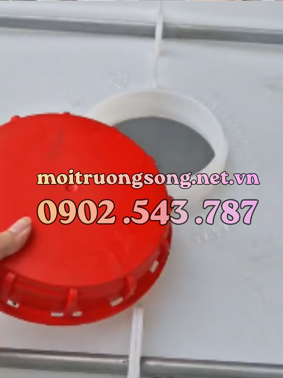 nắp của tank 1000L moitruongsong.net.vn